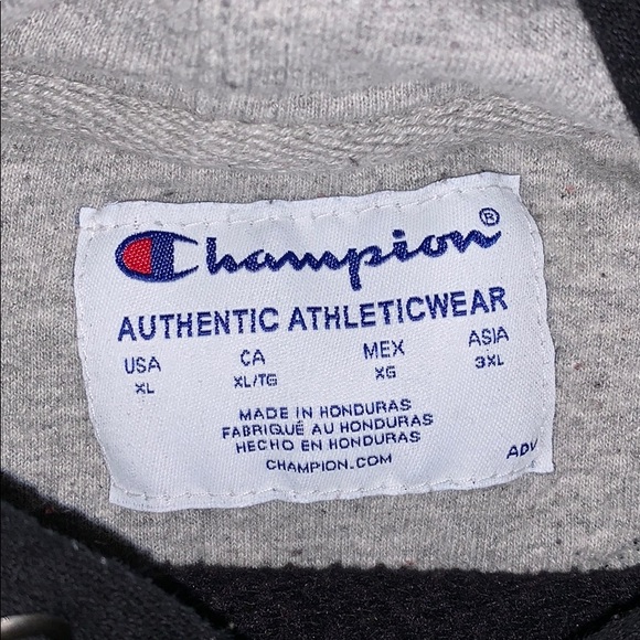 A black crop top “Champion” hoodie. - Picture 4 of 4